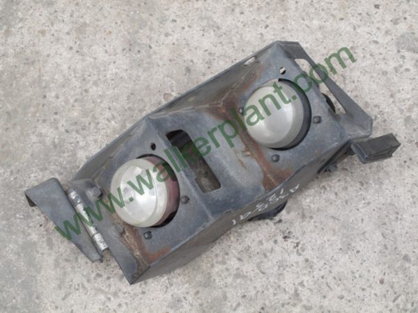 Volvo Headlamp Assembly (Right)