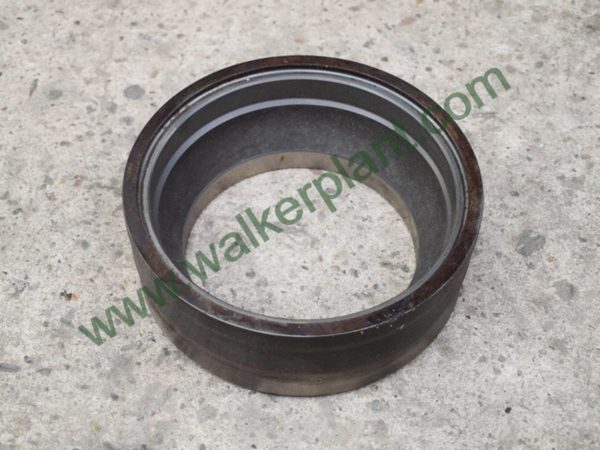 Volvo Hub Seal Spacer