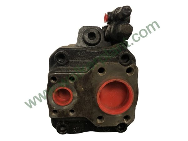 Volvo Hydraulic Pump - Image 2
