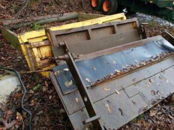 Various Volvo Dump-Truck ADT Tail Doors