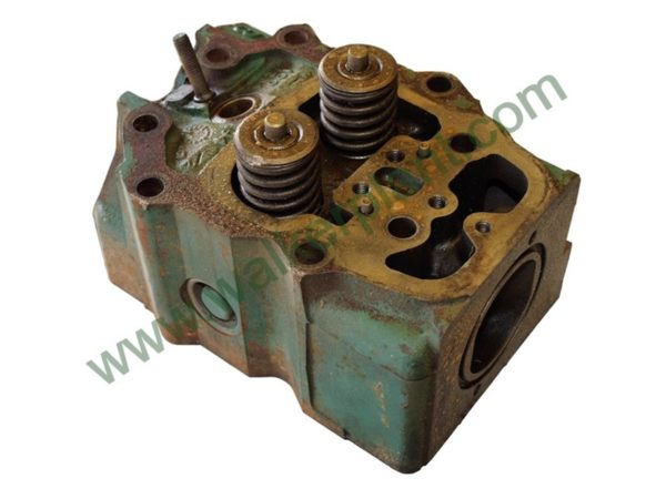 Volvo TD122 Cylinder Head
