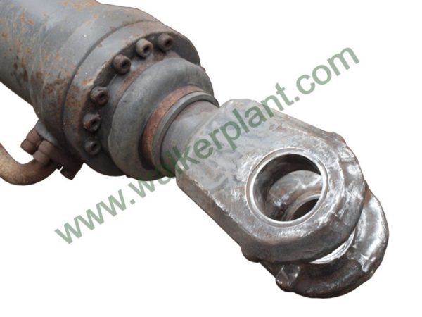 Volvo Tipping Cylinder - Image 2