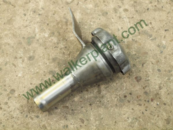 Volvo Dropbox Oil Filler Pipe